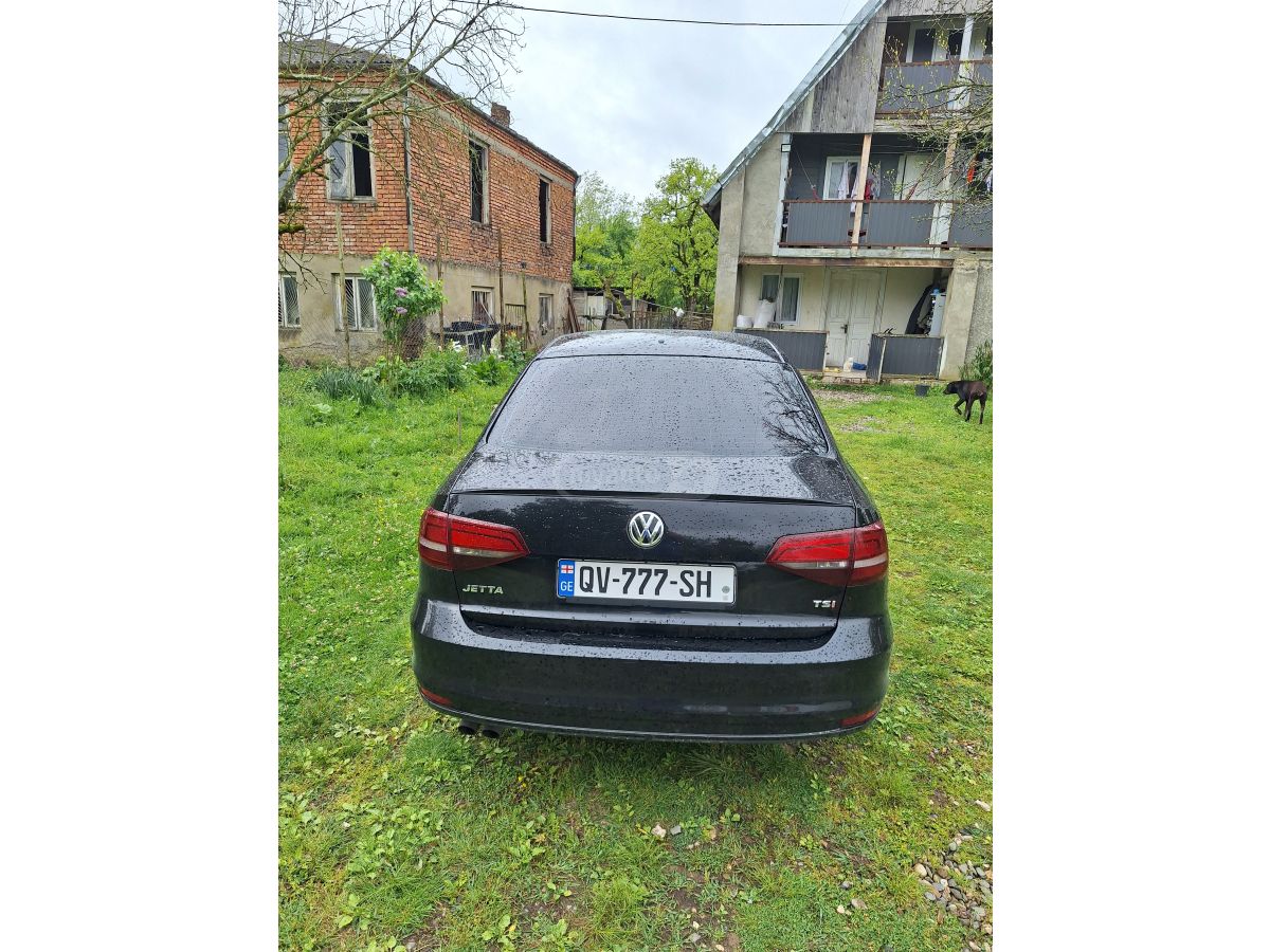 Volkswagen Jetta - фото 2