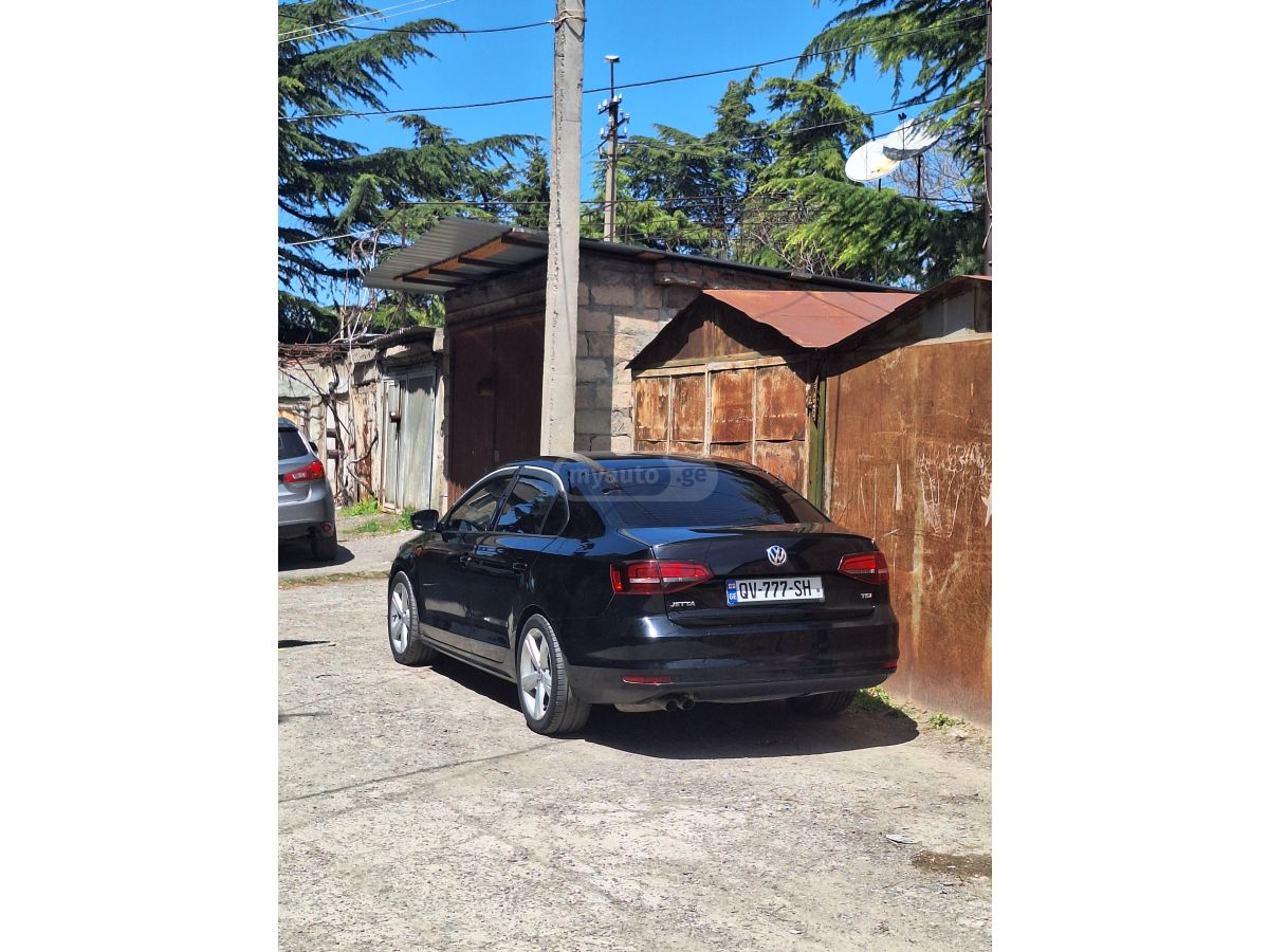 Volkswagen Jetta - фото 3