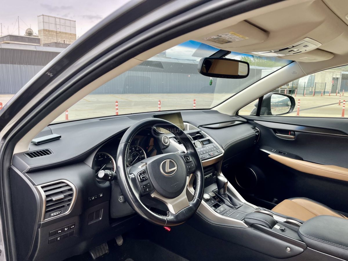 Lexus NX 200 - фото 13