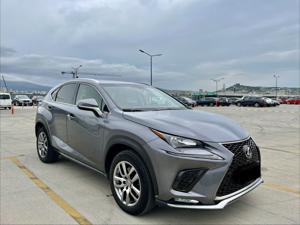 Lexus NX 200 - фото 3