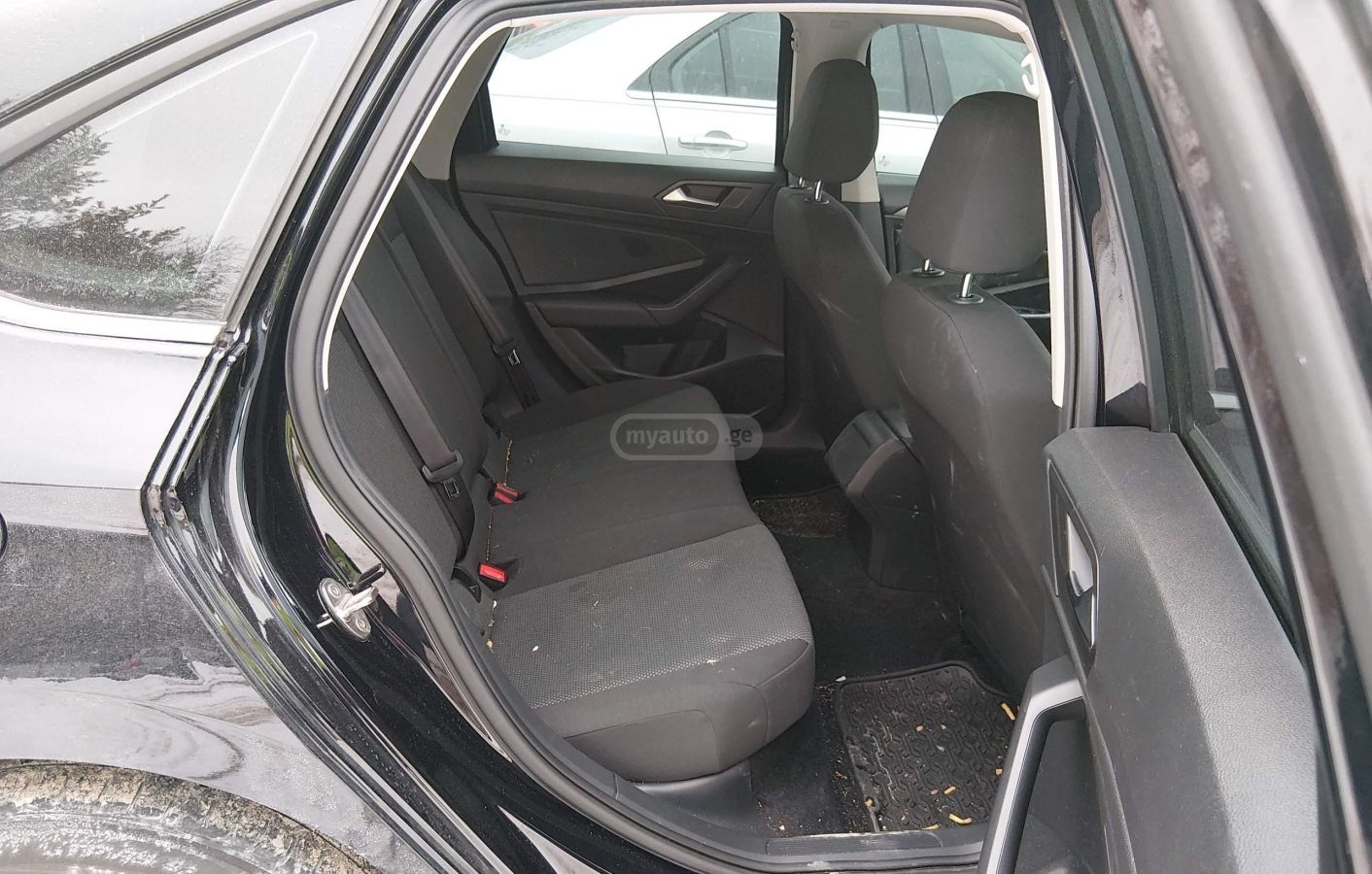 Volkswagen Jetta - фото 10