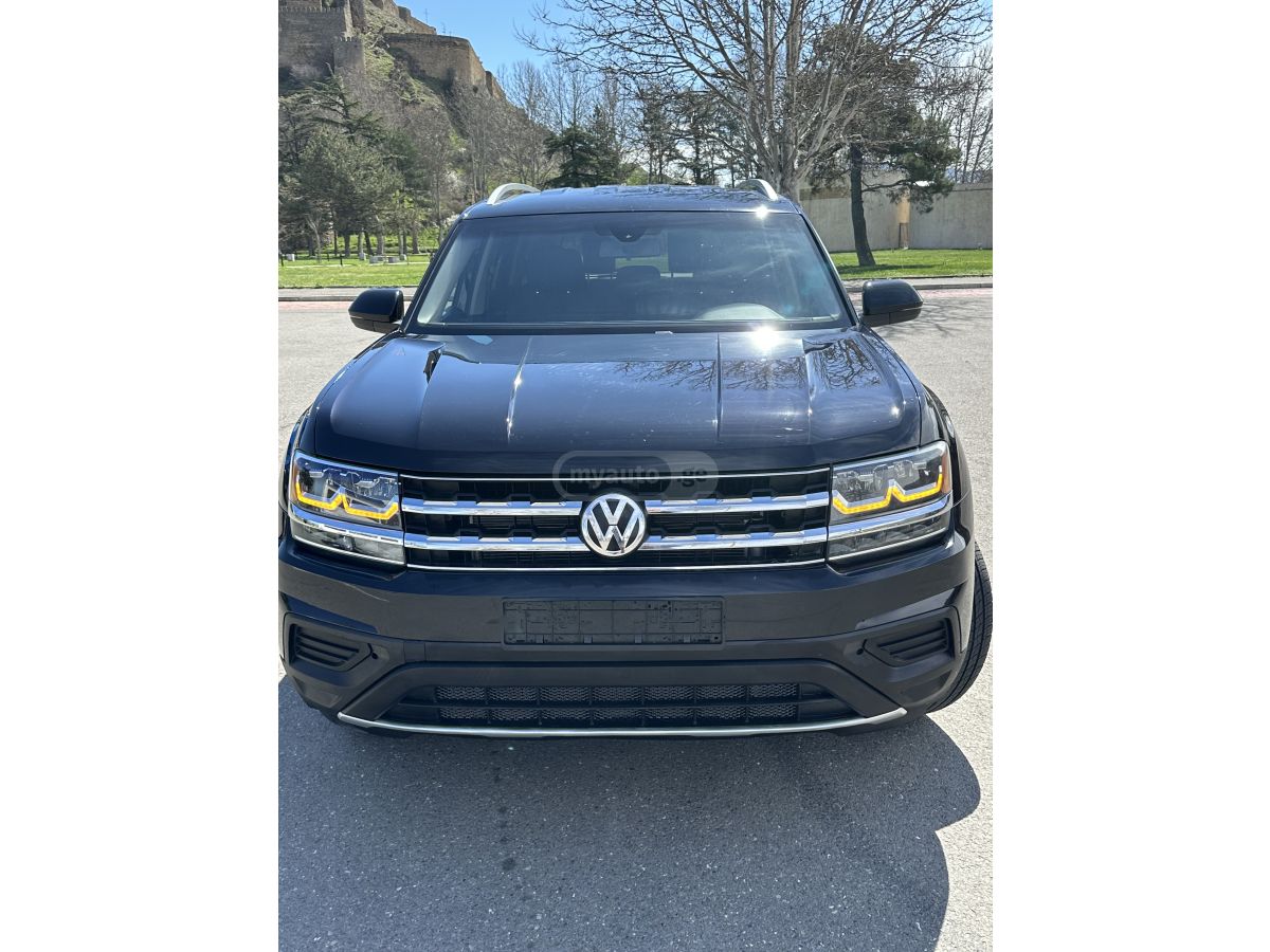 Volkswagen Atlas - фото 1