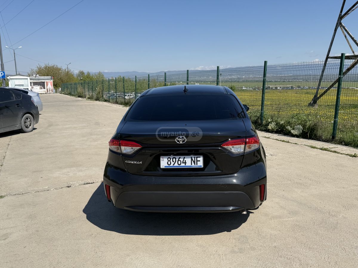 Toyota Corolla - фото 4