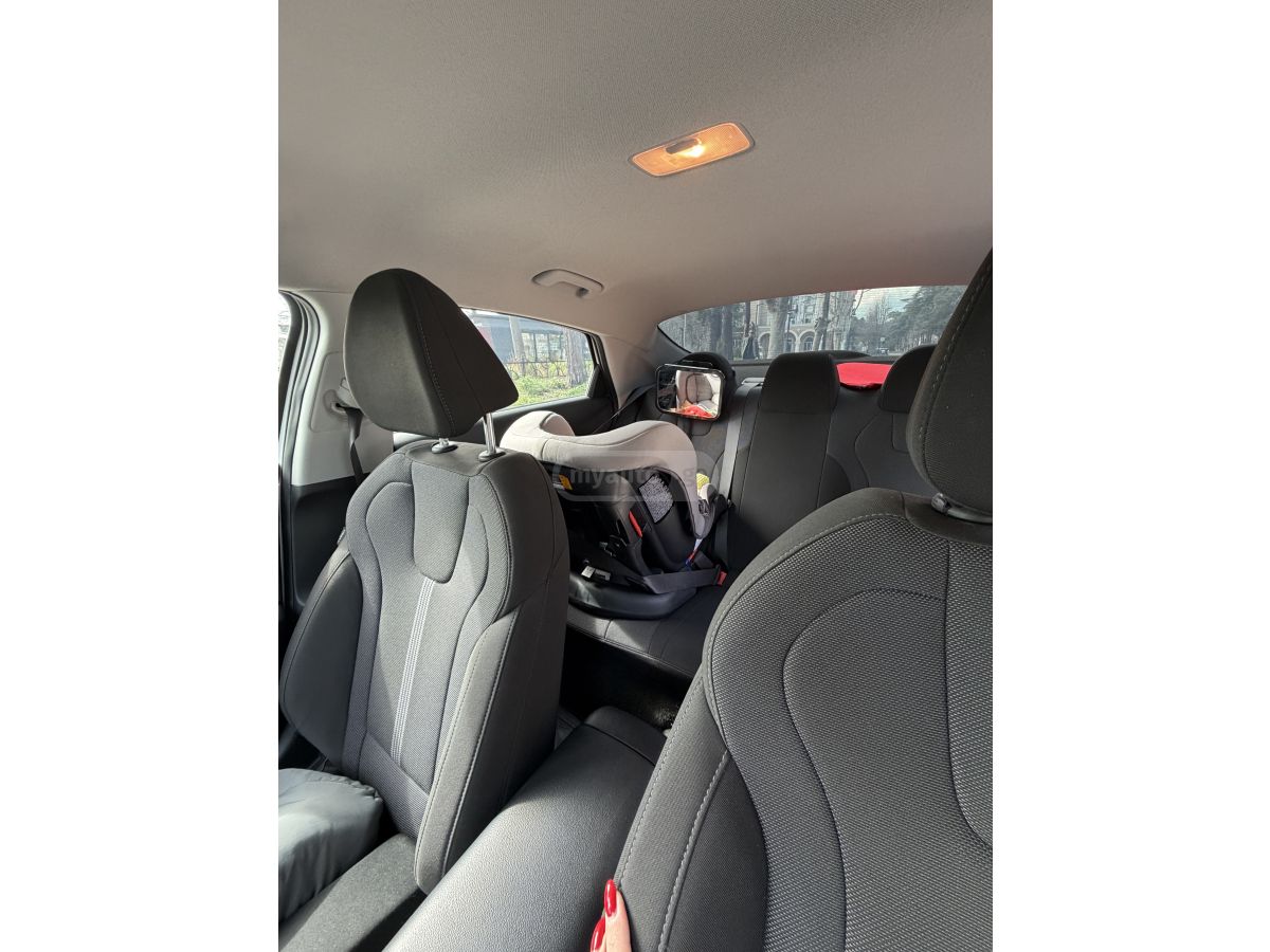 Hyundai Elantra - фото 10