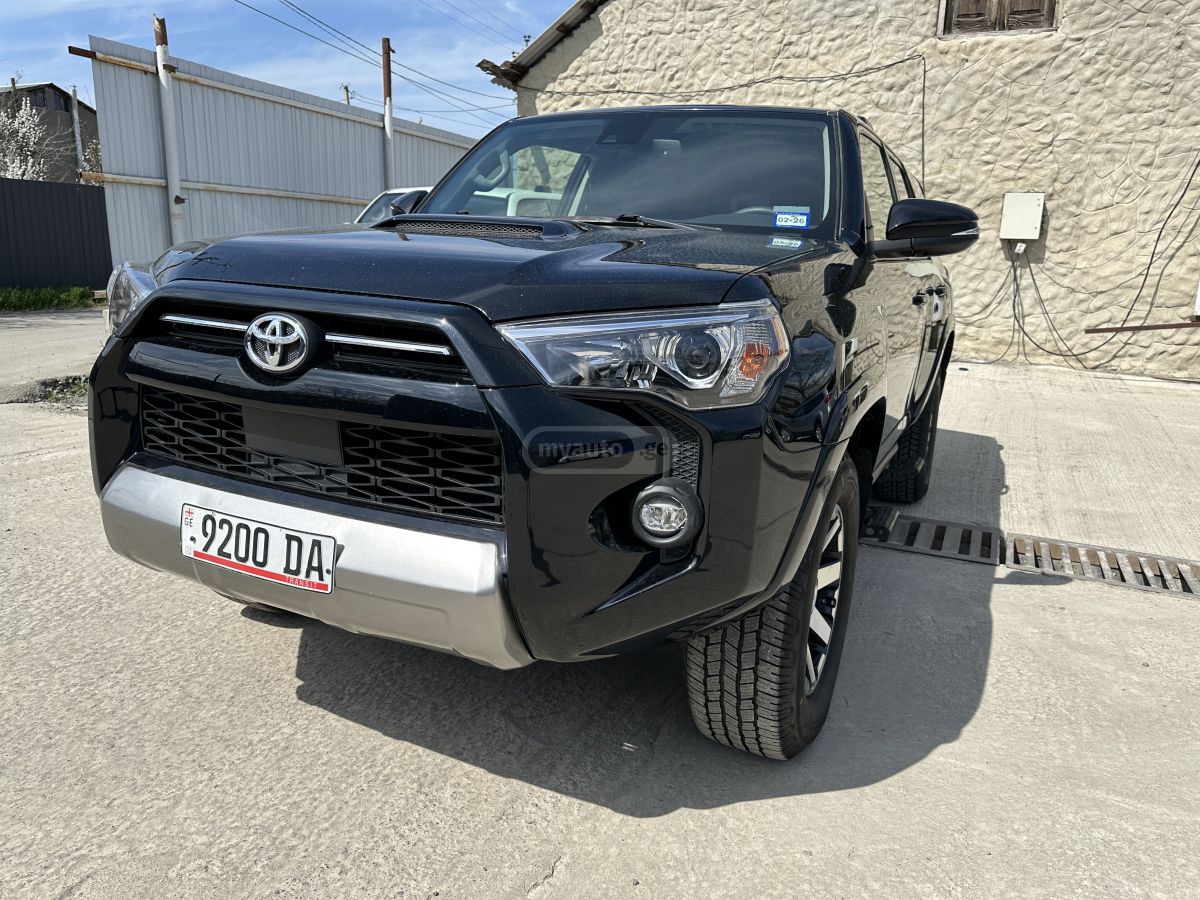 Toyota 4 Runner - фото 3