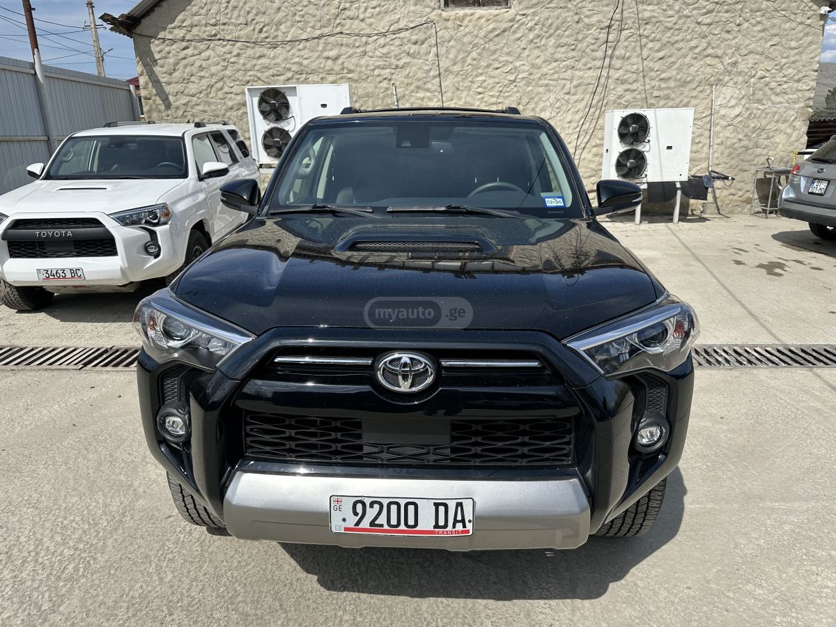 Toyota 4 Runner - фото 4