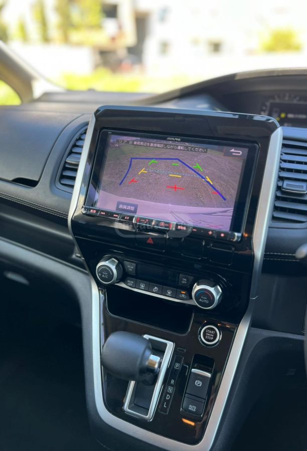 Nissan Serena - фото 14