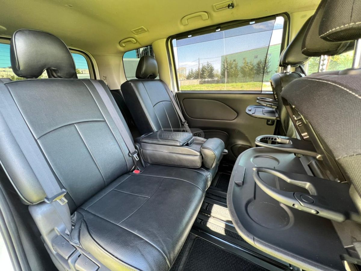 Nissan Serena - фото 9