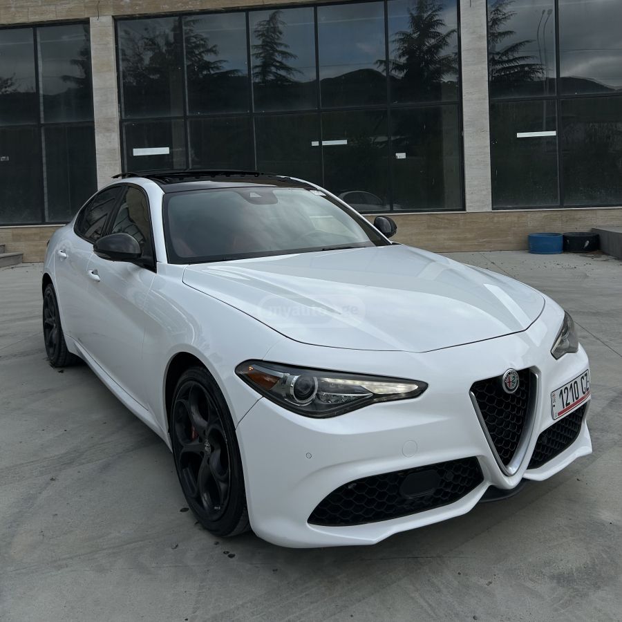 Alfa Romeo Giulia - фото 2