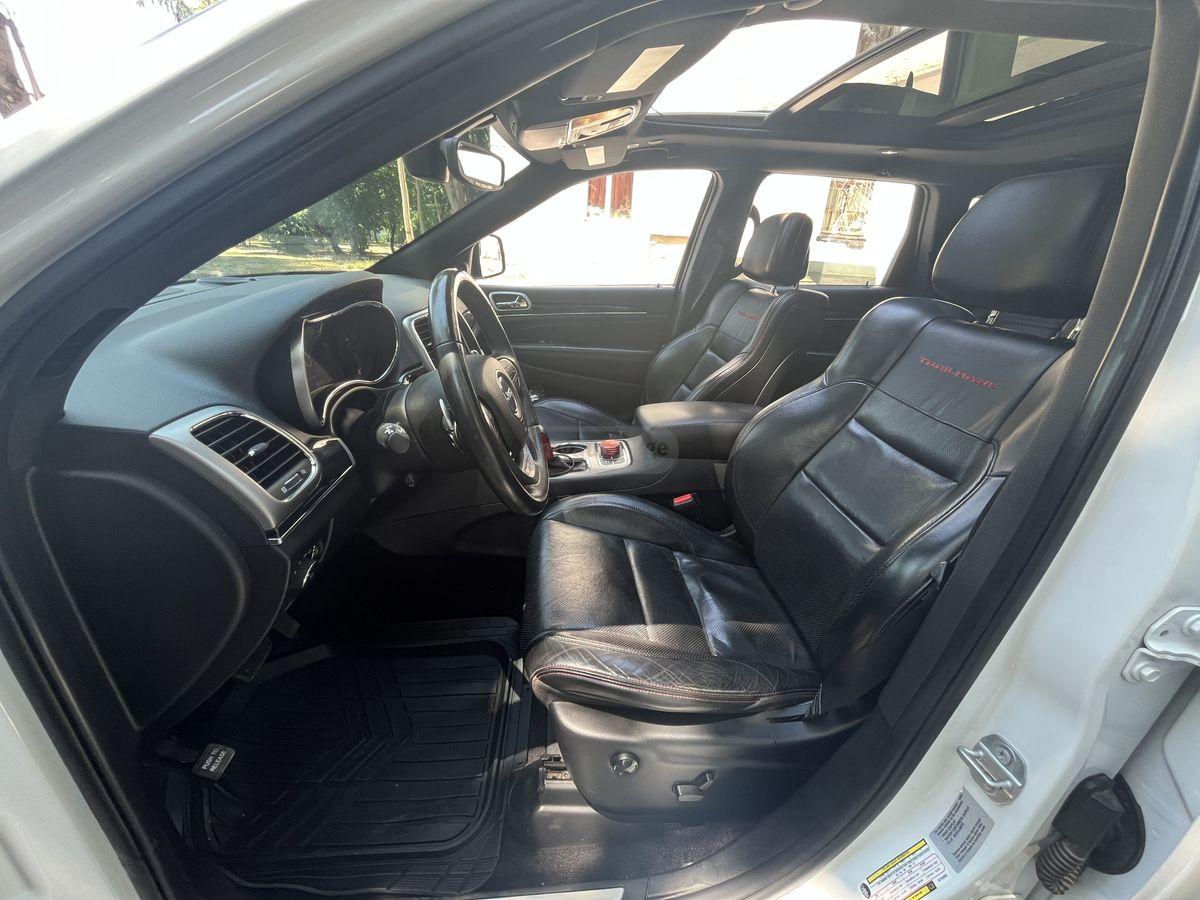 نمای دیگر Jeep 2017