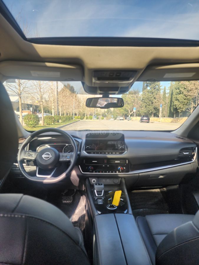 Nissan SL 4dr All-Wheel Drive CVT — миниатюра 8