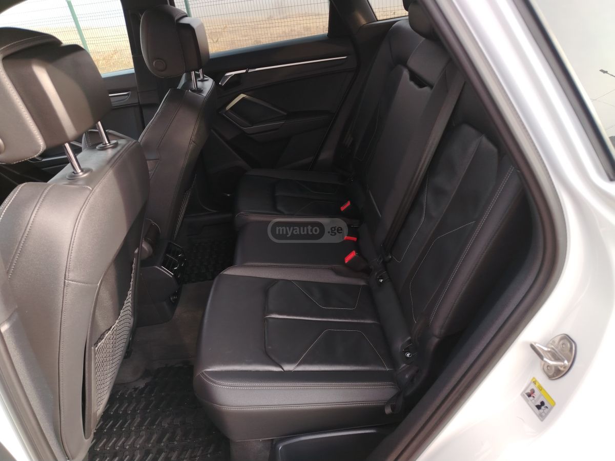 Audi 45 S line Premium 4dr All-Whee — миниатюра 7