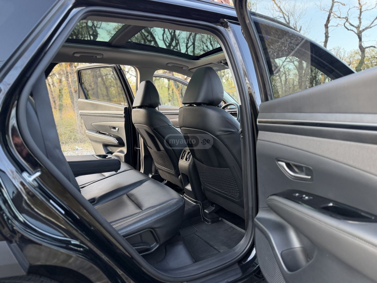 Hyundai Limited 4dr All-Wheel Drive Au — миниатюра 10