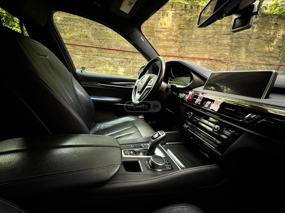 BMW X6 - фото 7