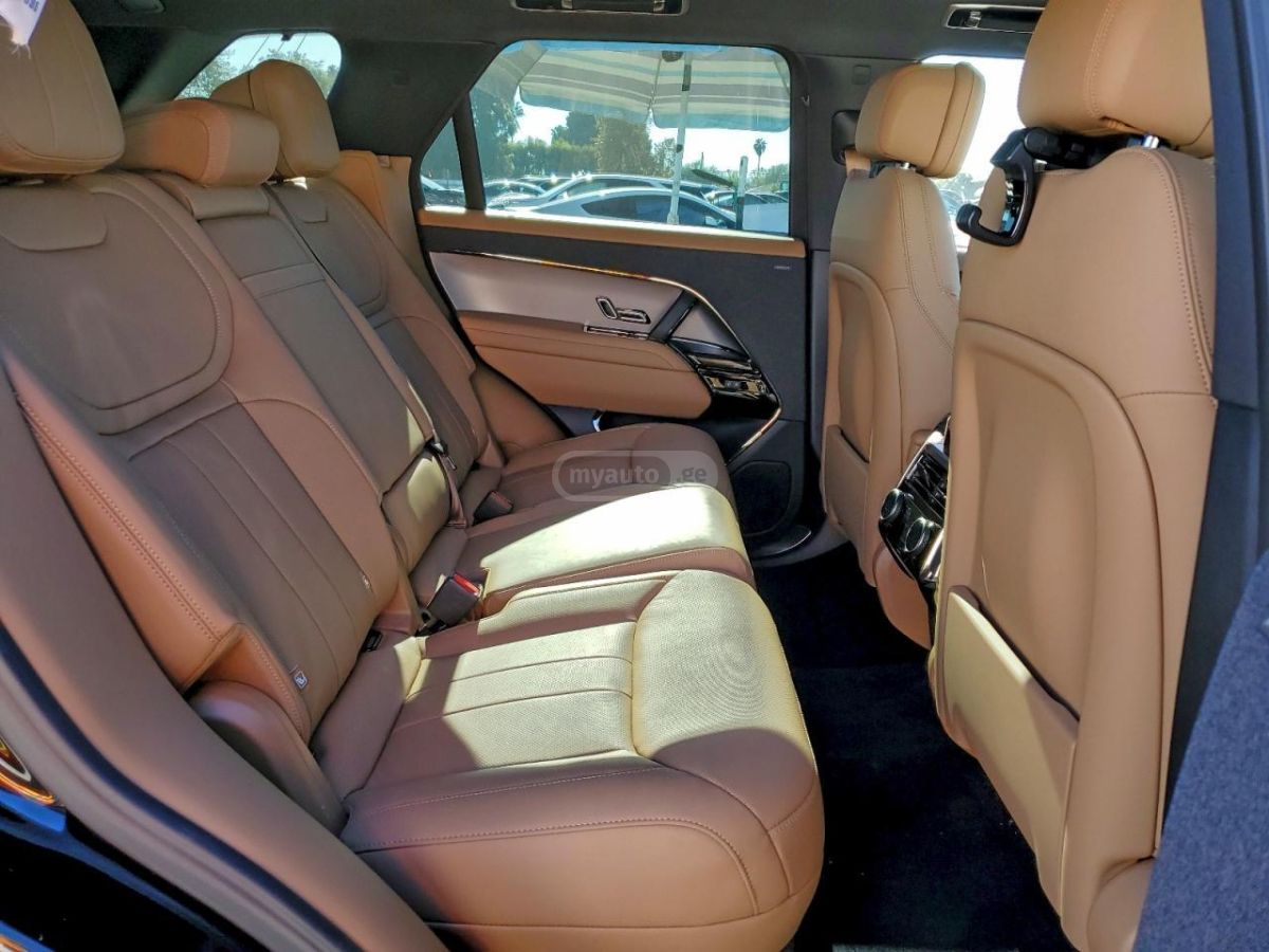 Land Rover Range Rover 2024 — миниатюра 9