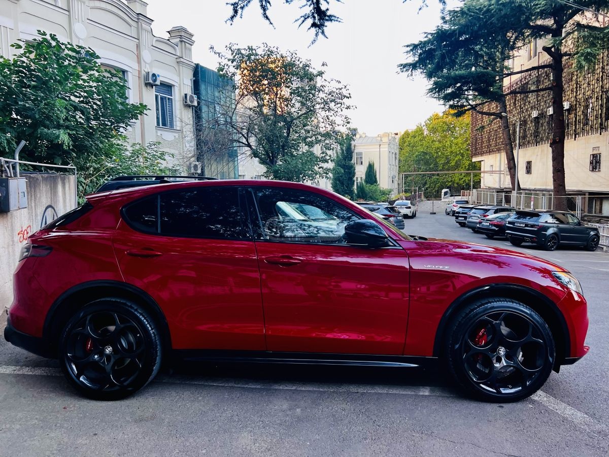 Alfa Romeo VELOCE — миниатюра 5