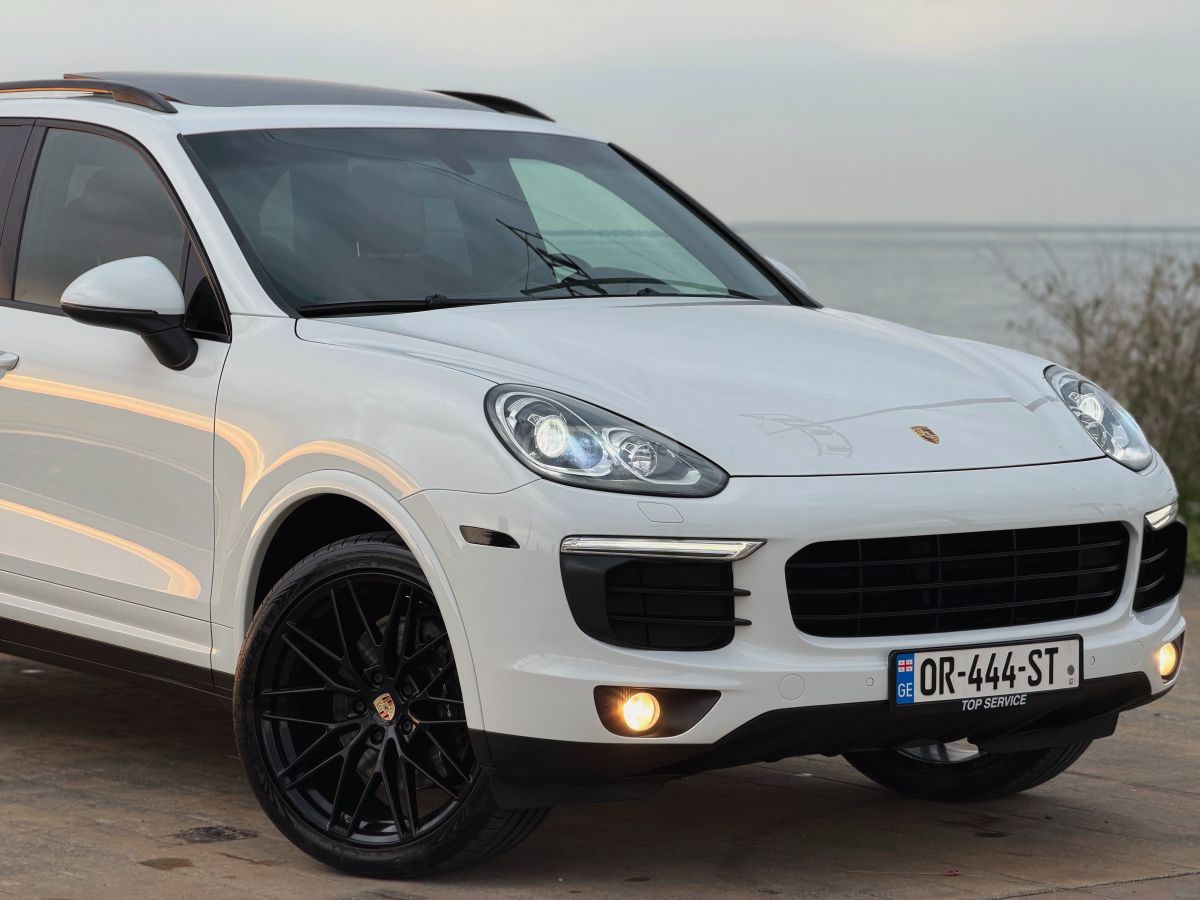 Porsche Cayenne - фото 2