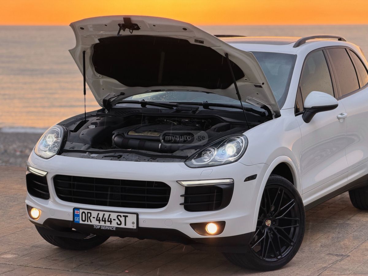 Porsche Cayenne - фото 6