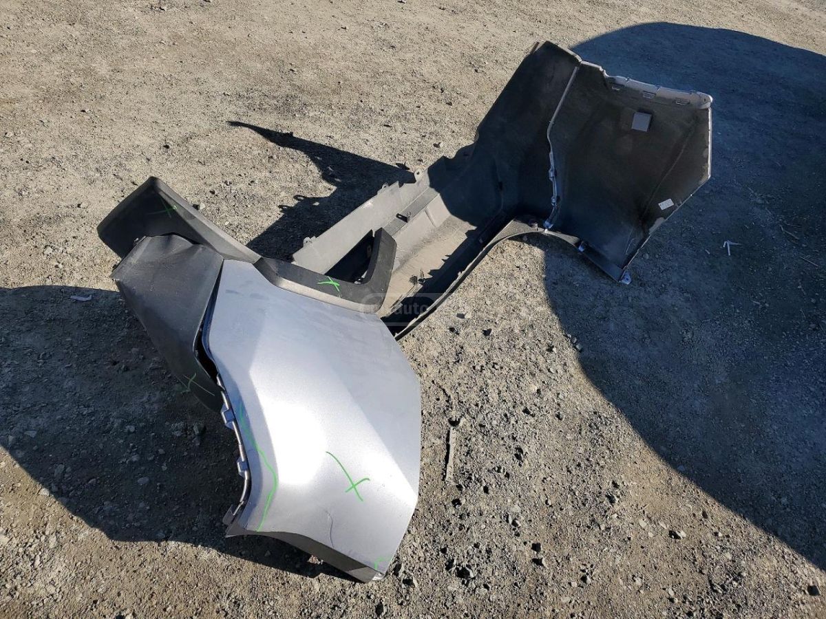 Toyota RAV 4 - фото 13