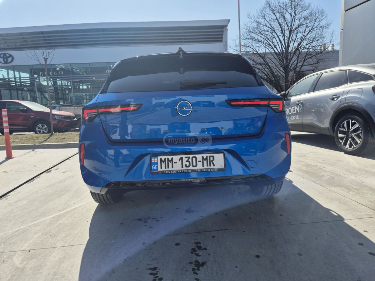Opel Astra 
