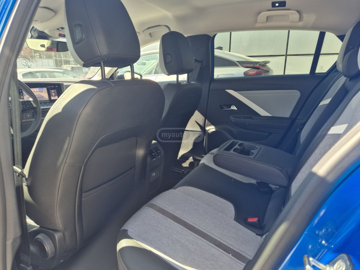 Opel Astra 