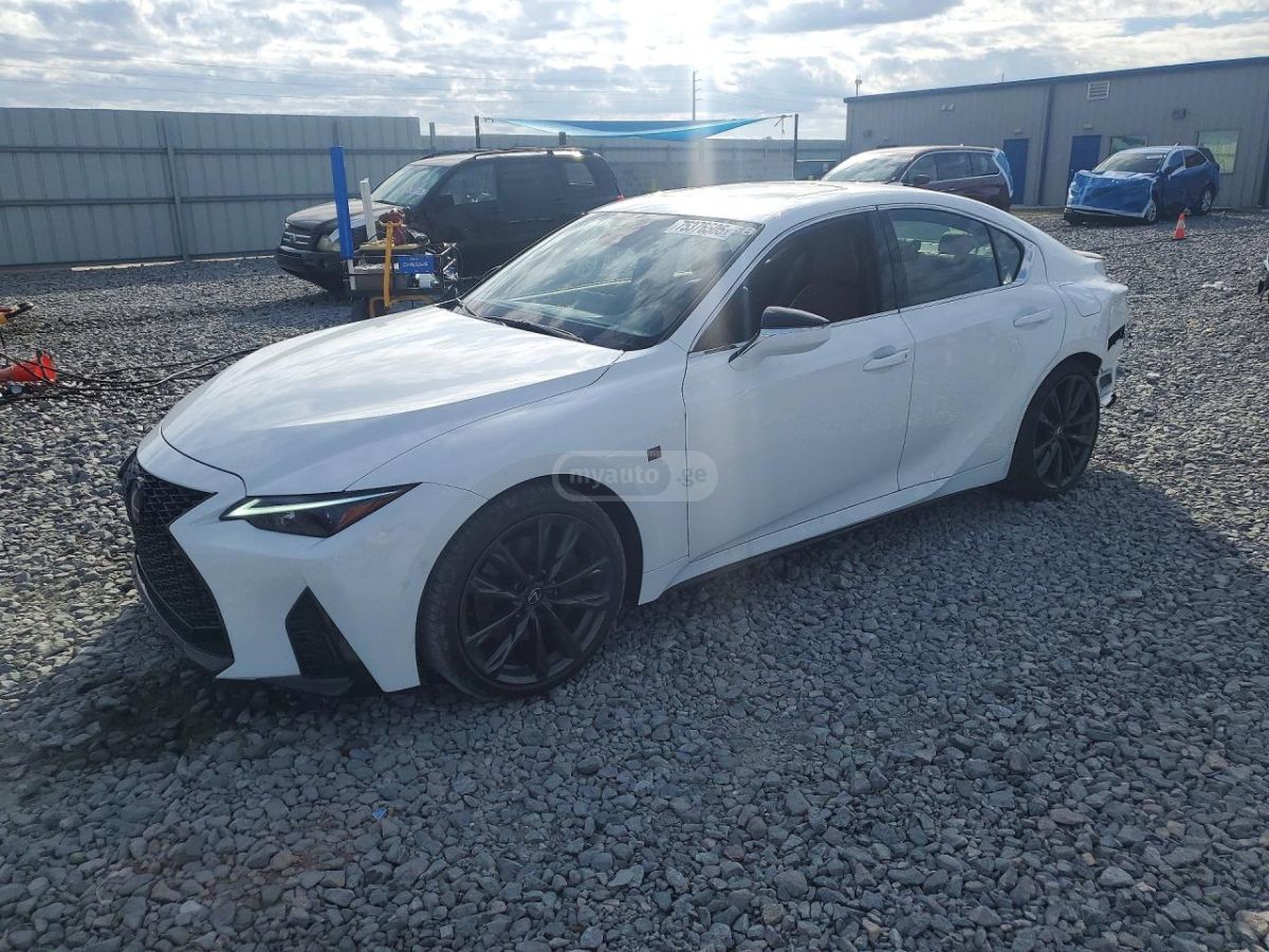 Lexus IS 350 F SPORT DESIGN 2025 — миниатюра 1