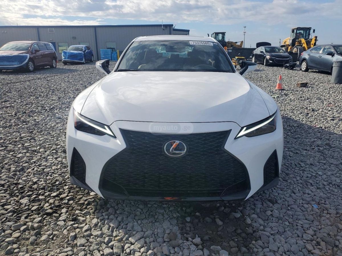 Lexus IS 350 F SPORT DESIGN 2025 — миниатюра 5