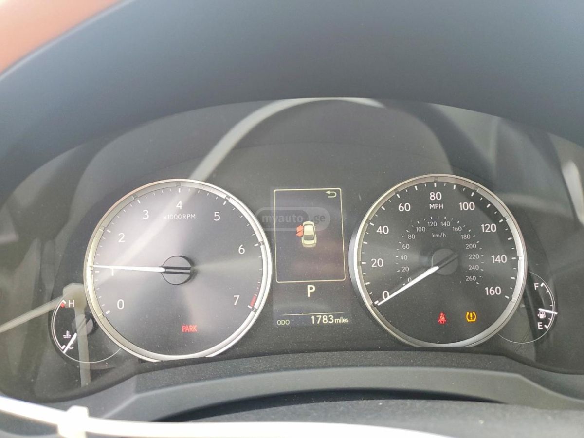 Lexus IS 350 F SPORT DESIGN 2025 — миниатюра 9