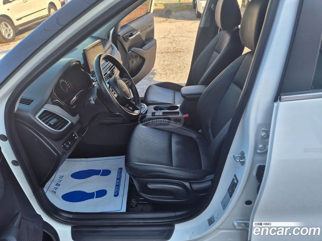 Kia Seltos 2023 — миниатюра 9