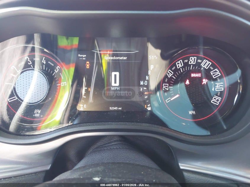 Dodge Challenger - фото 7