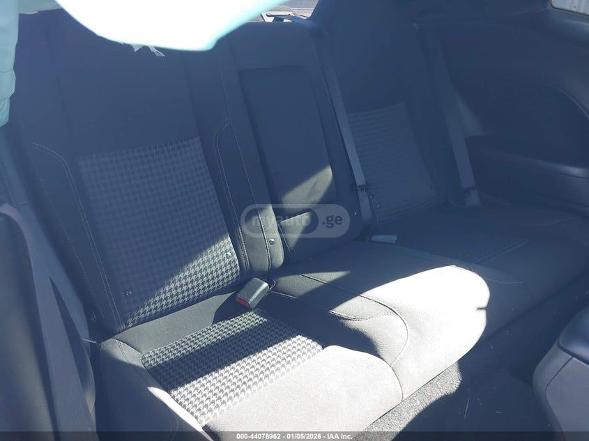 Dodge Challenger - фото 8