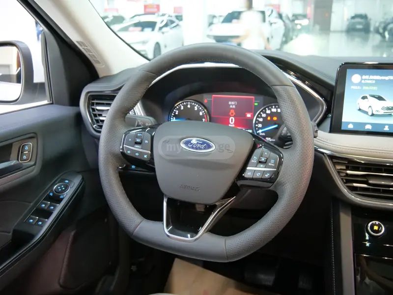 Ford Escape 2024 — миниатюра 10
