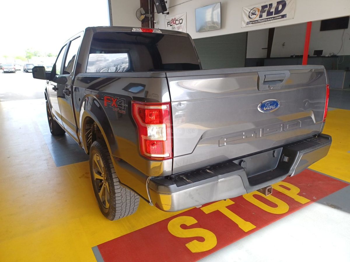 Ford F150 - фото 3