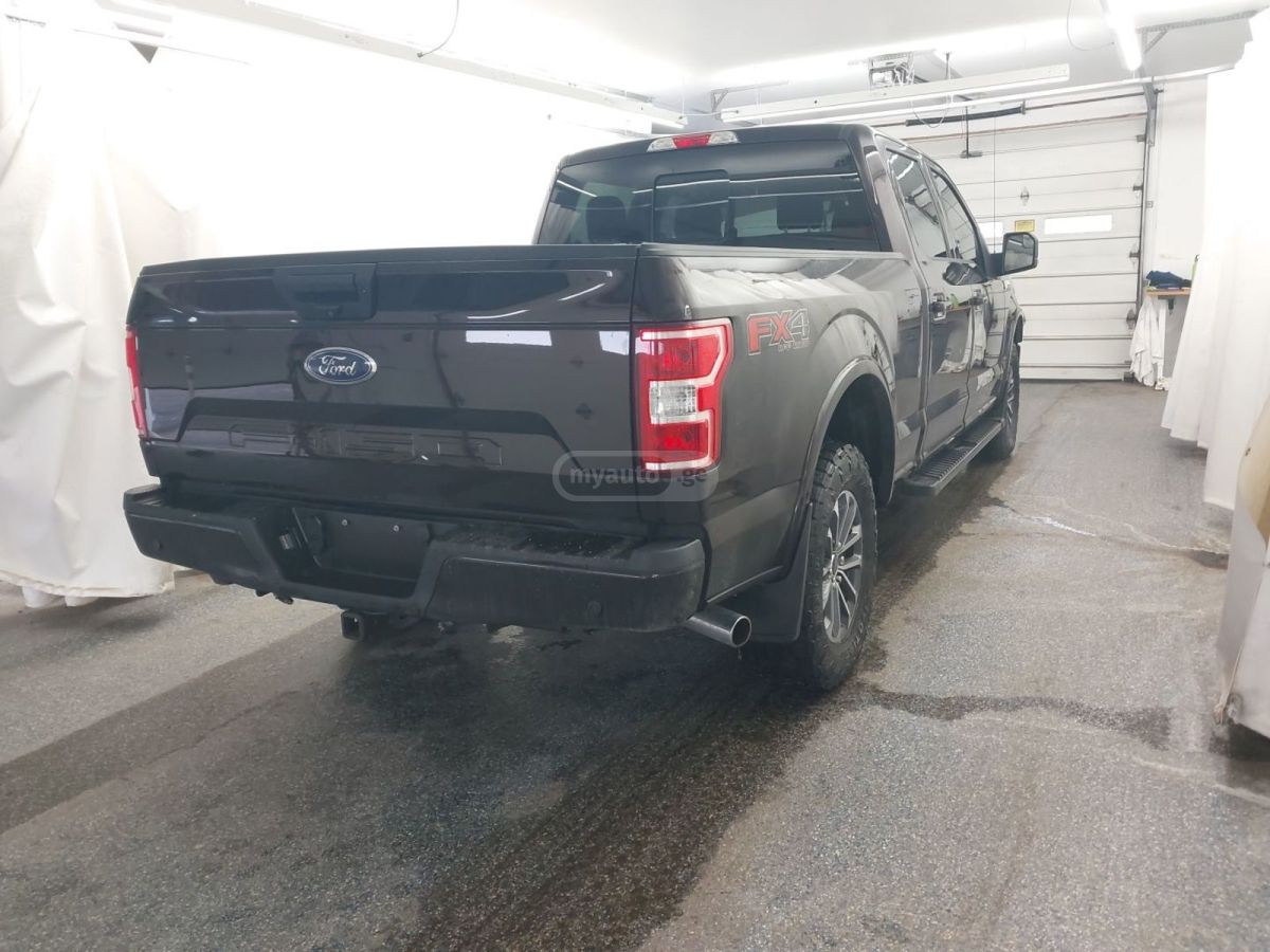 Ford F150 - фото 4