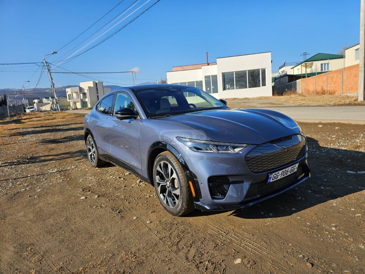 Ford Premium 4dr All-Wheel Drive Au — миниатюра 11