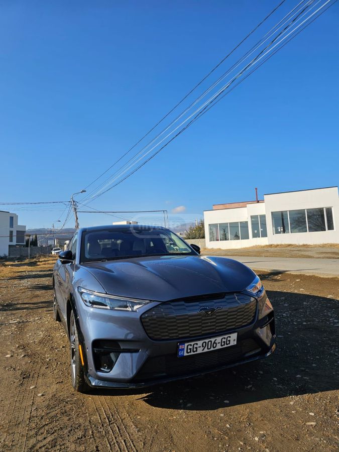 Ford Premium 4dr All-Wheel Drive Au — миниатюра 2