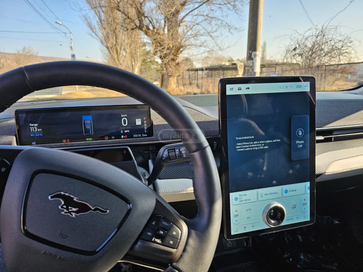 Ford Premium 4dr All-Wheel Drive Au — миниатюра 9