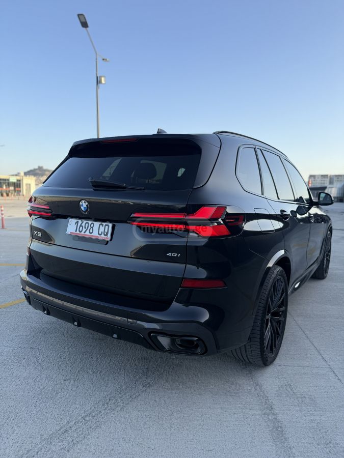 BMW sDrive40i 4dr 4x2 Sports Activ — миниатюра 5