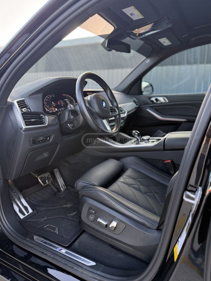 BMW sDrive40i 4dr 4x2 Sports Activ — миниатюра 9