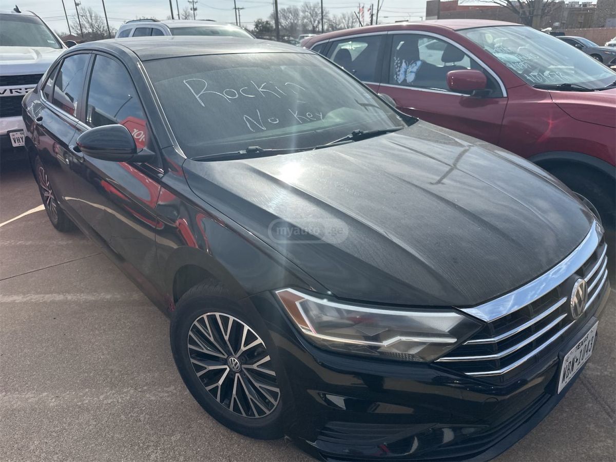 Volkswagen Jetta - фото 2