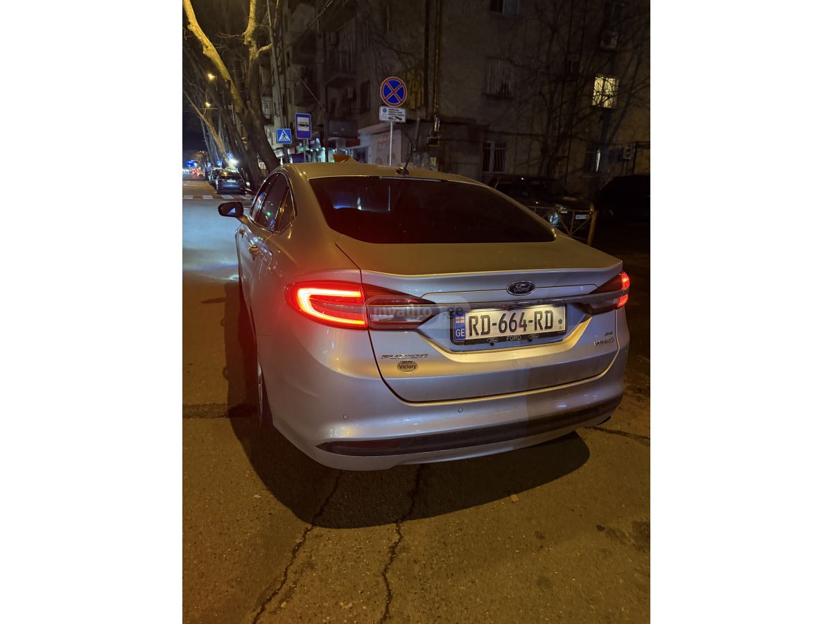 Ford Fusion - фото 3