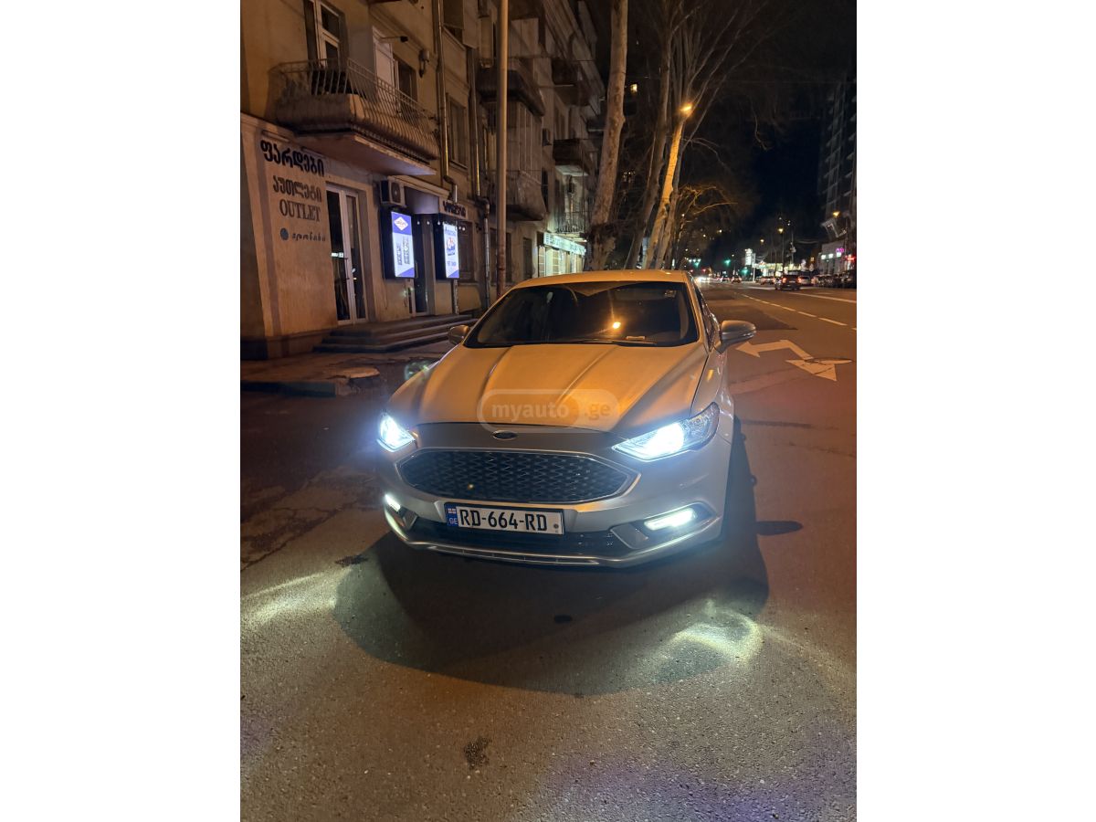 Ford Fusion - фото 4