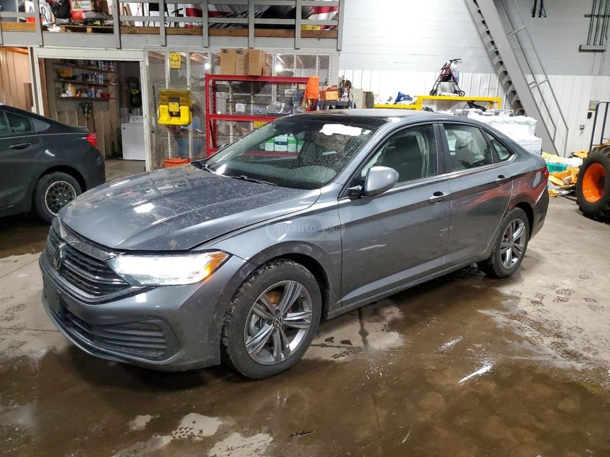 Volkswagen Jetta - фото 1