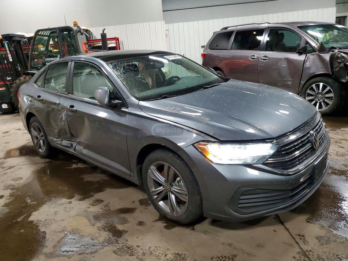 Volkswagen Jetta - фото 2