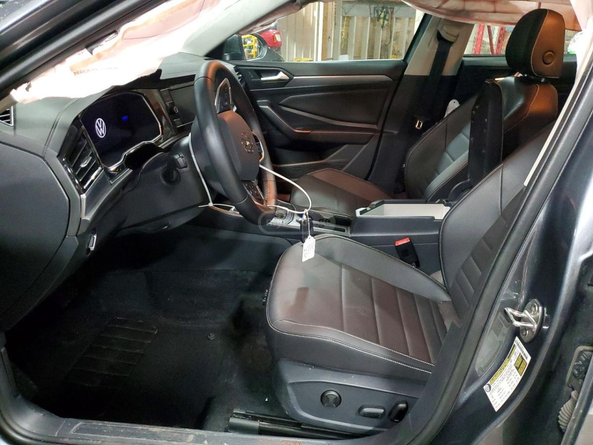 Volkswagen Jetta - фото 7