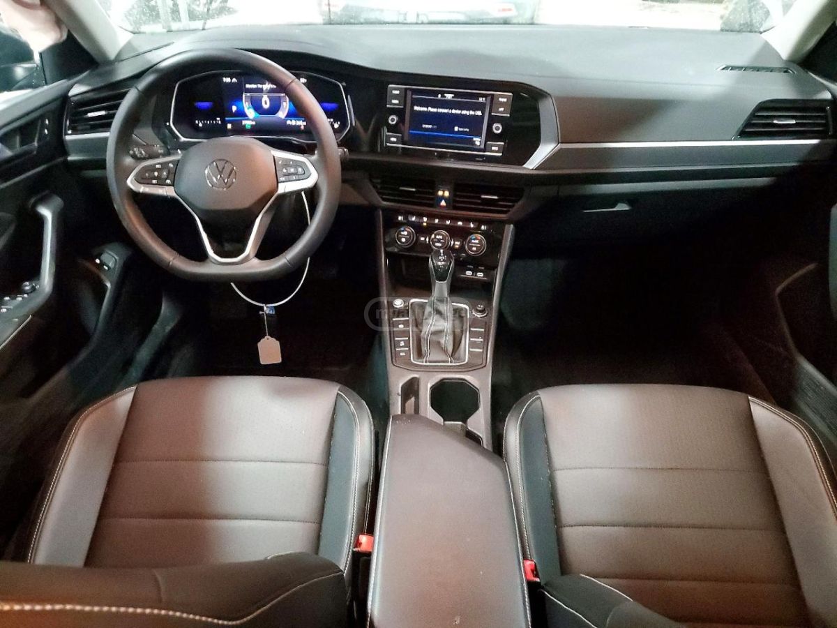 Volkswagen Jetta - фото 8