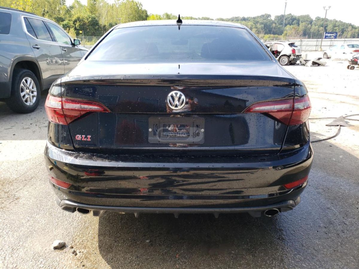 Volkswagen Jetta - фото 6