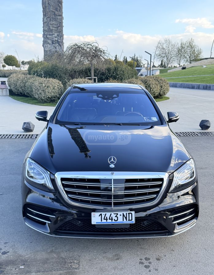Mercedes-Benz S 560 - фото 1