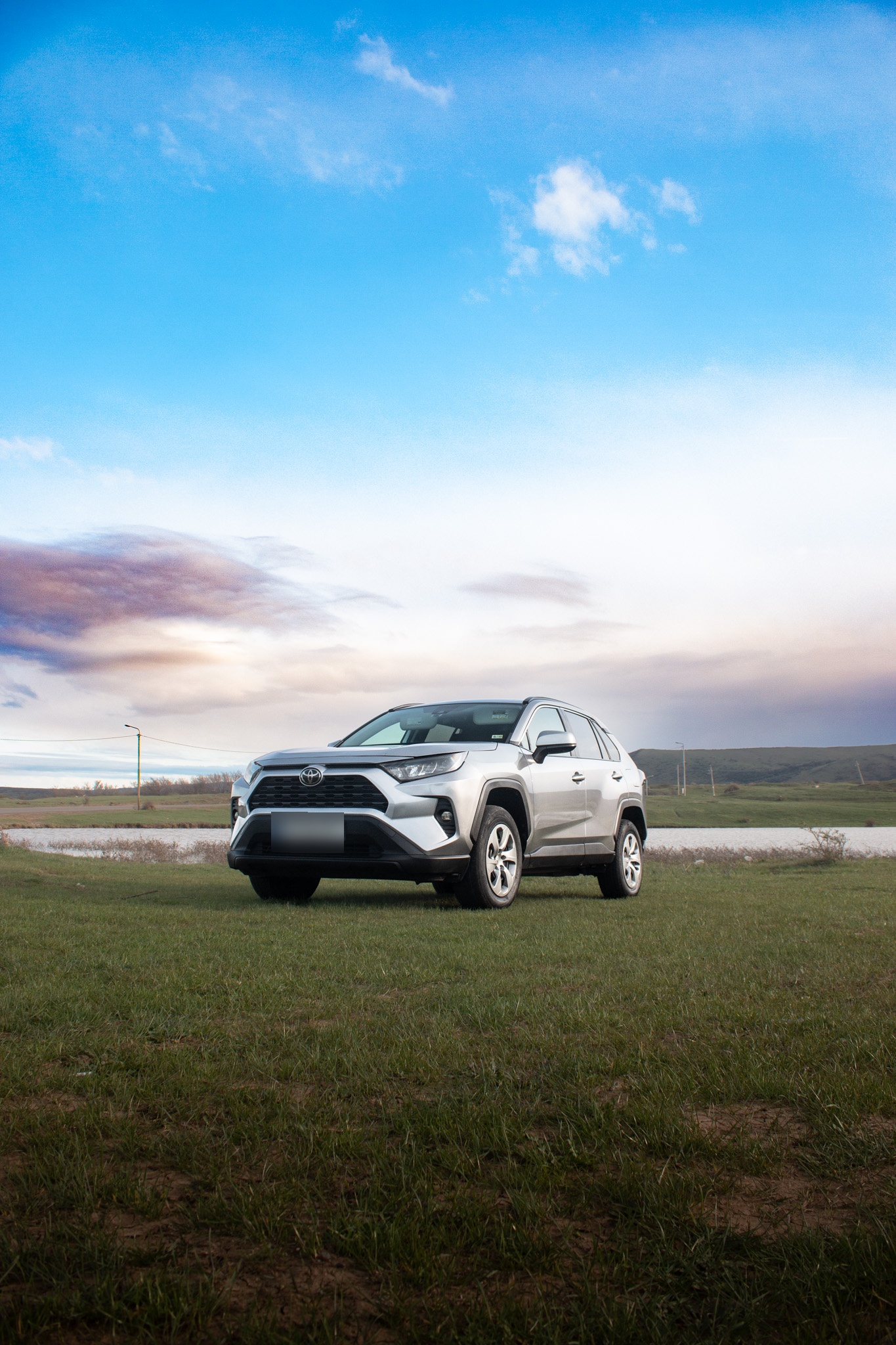 Toyota Rav 4 - фото 1