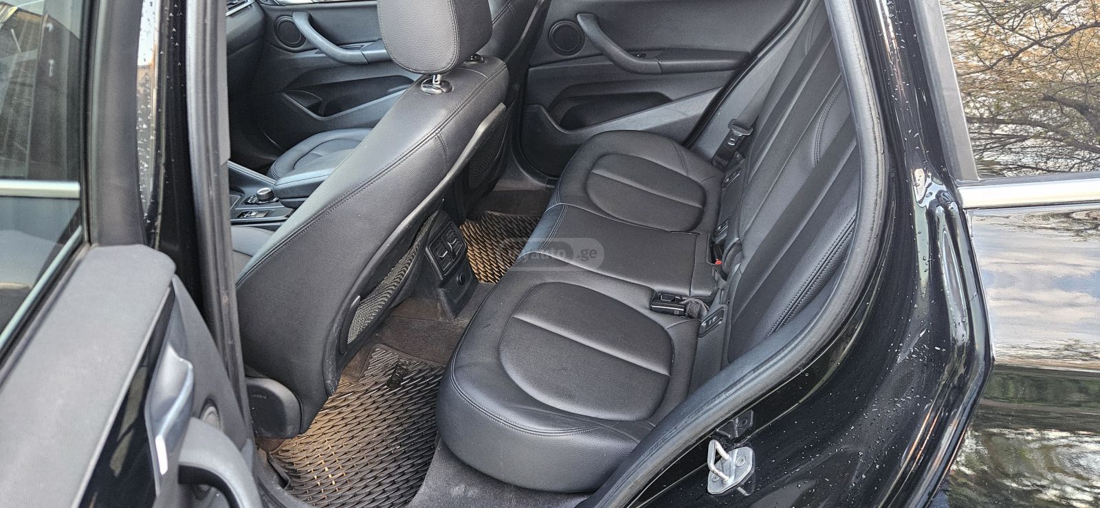 BMW X1 - фото 12